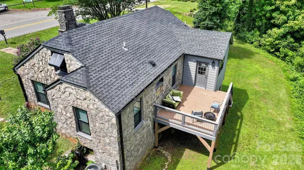 3085 US 70 HWY E, Morganton, NC 28655