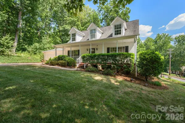 843 W J ST, Newton, NC 28658