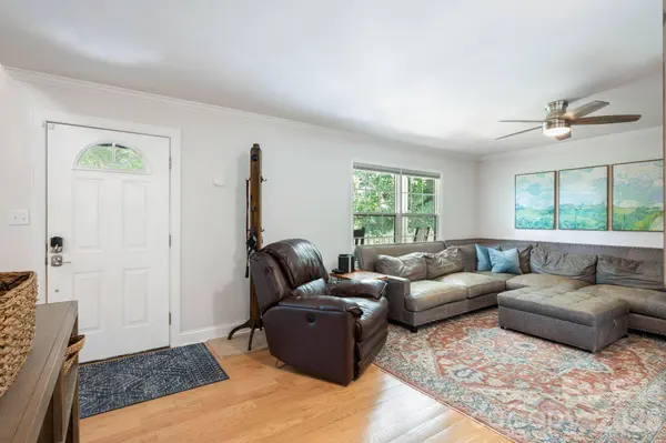 843 W J ST, Newton, NC 28658
