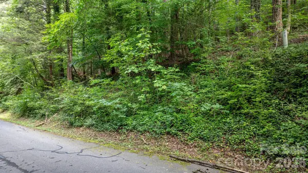 2945 Rockwood DR, Lenoir, NC 28645