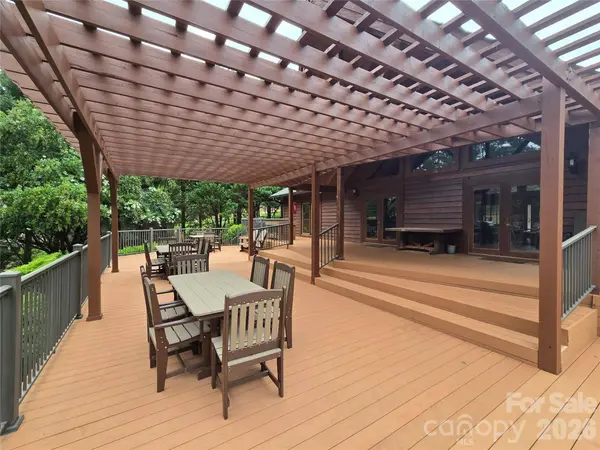 5582 Bridgewater DR #206, Granite Falls, NC 28630