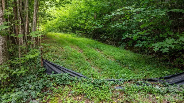 2945 Rockwood DR, Lenoir, NC 28645