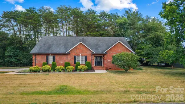 3656 Woodgreen DR, Lincolnton, NC 28092
