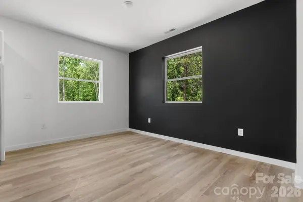 47 Tennyson DR, Taylorsville, NC 28681