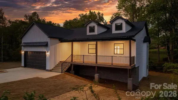 47 Tennyson DR, Taylorsville, NC 28681