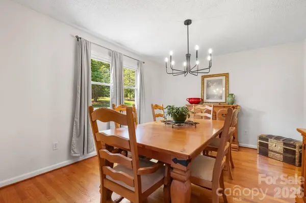 2990 Clarks Chapel RD, Lenoir, NC 28645