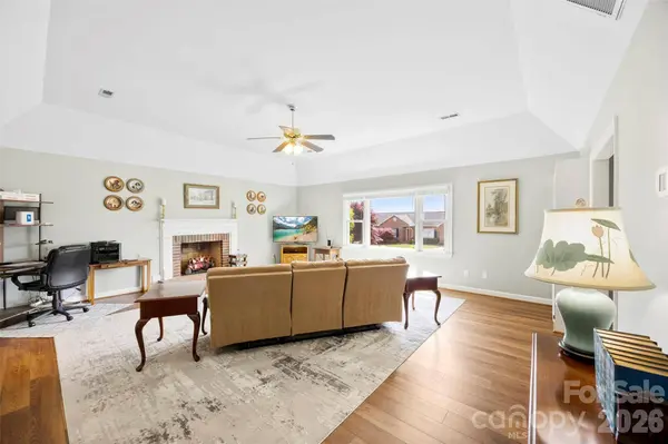 1940 Wexford CT, Gastonia, NC 28054