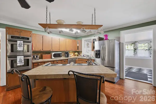 1670 Southwest BLVD, Newton, NC 28658