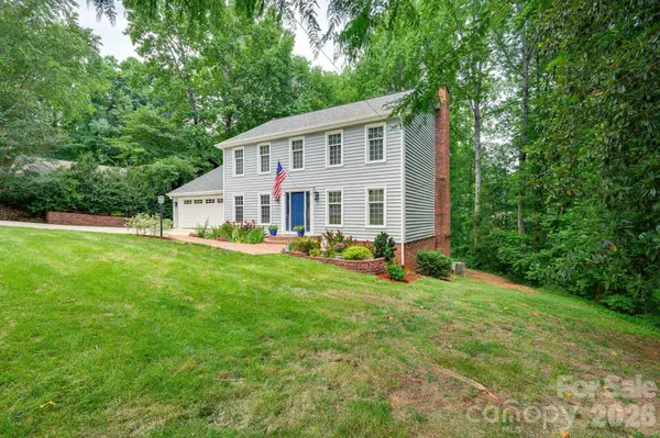 200 35th AVE NW #5, Hickory, NC 28601