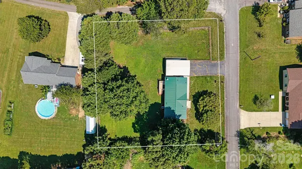 5135 36th Street DR NE, Hickory, NC 28601