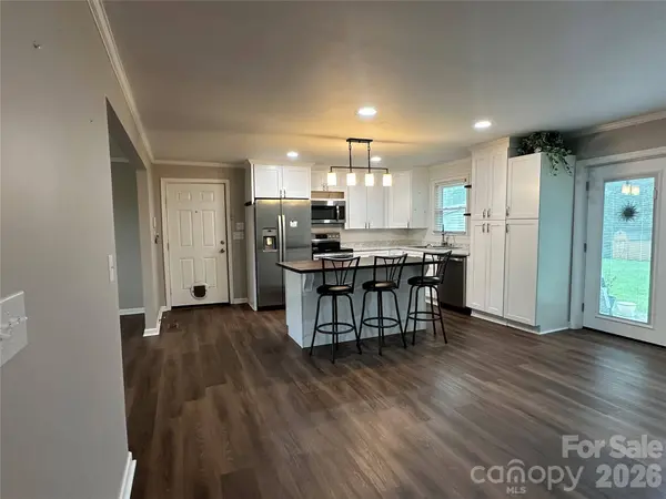 1807 Forest Hills PARK SW, Lenoir, NC 28645