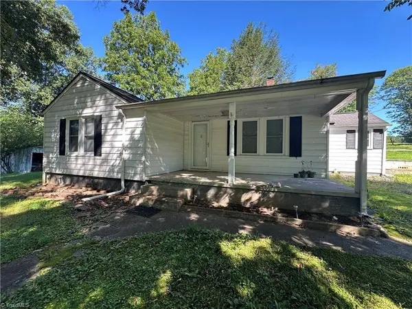 4694 S NC Highway 18, Boomer, NC 28606