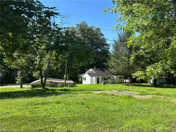 4694 S NC Highway 18, Boomer, NC 28606