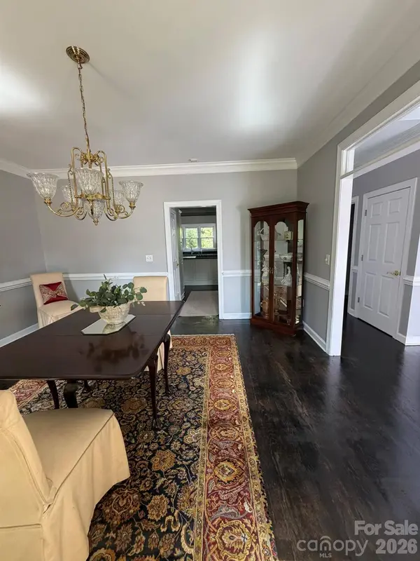 232 40th Avenue DR NW, Hickory, NC 28601