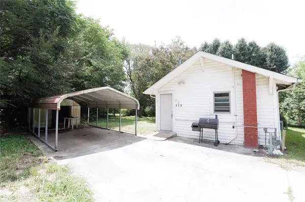 329 Finley AVE NW, Lenoir, NC 28645