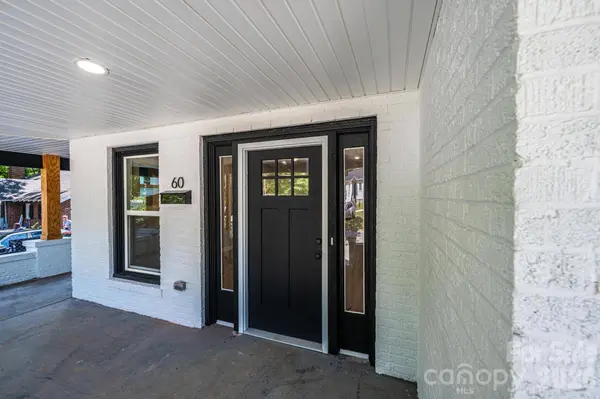 60 5th ST SE, Hickory, NC 28602