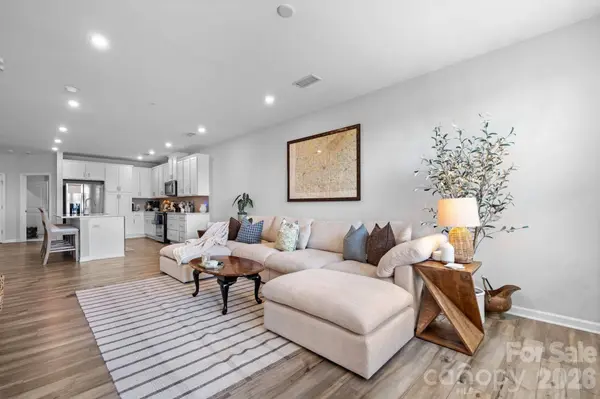 4455 Reed Creek DR #202, Sherrills Ford, NC 28673
