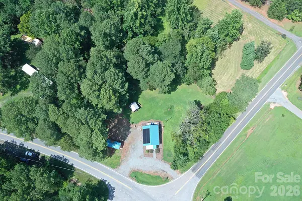 3392 Pearidge RD, Bostic, NC 28018