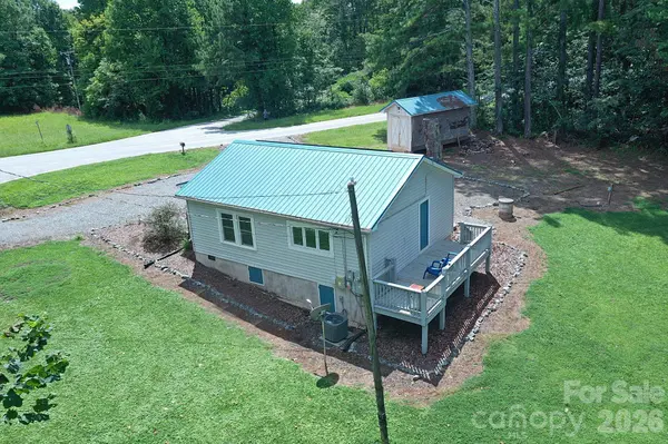 3392 Pearidge RD, Bostic, NC 28018