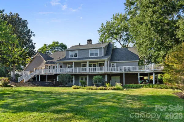 2593 Birdie LN NE, Conover, NC 28613