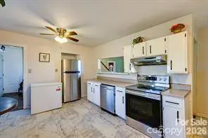 6362 Sherrills Ford RD, Catawba, NC 28609