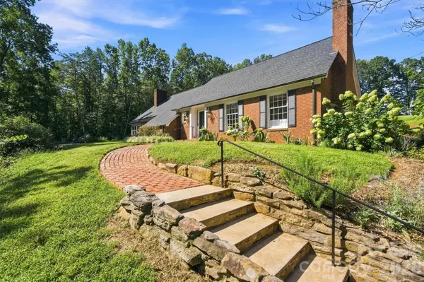 1732 Paul Payne Store RD, Taylorsville, NC 28681