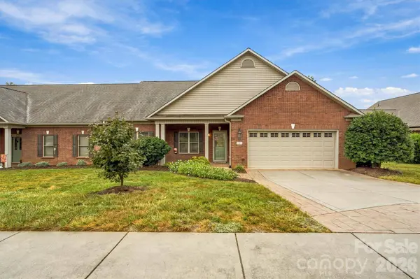 808 3rd ST NE, Conover, NC 28613