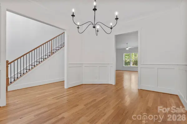 80 42nd Avenue DR NW, Hickory, NC 28601