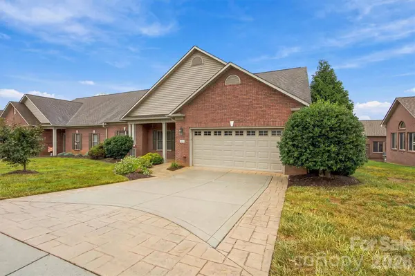 808 3rd ST NE, Conover, NC 28613