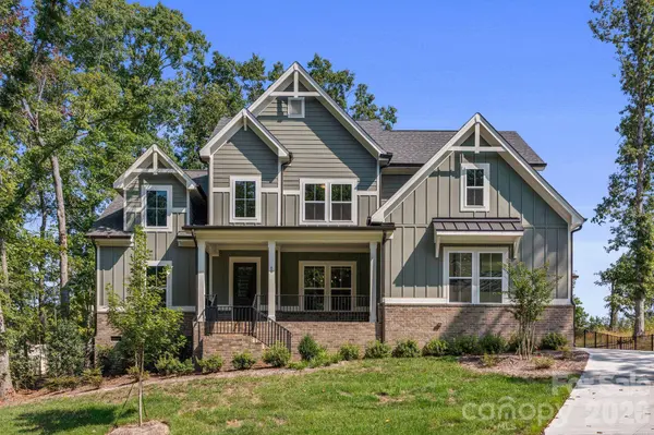 80 42nd Avenue DR NW, Hickory, NC 28601