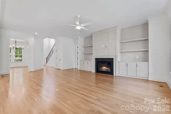 80 42nd Avenue DR NW, Hickory, NC 28601
