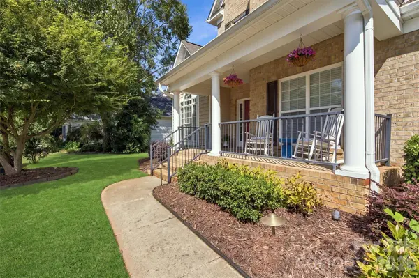 1550 Valhalla DR, Denver, NC 28037