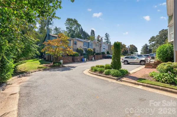 623 College AVE SW, Lenoir, NC 28645