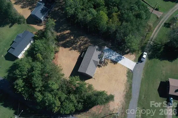 2026 Windigo ST, Newton, NC 28658