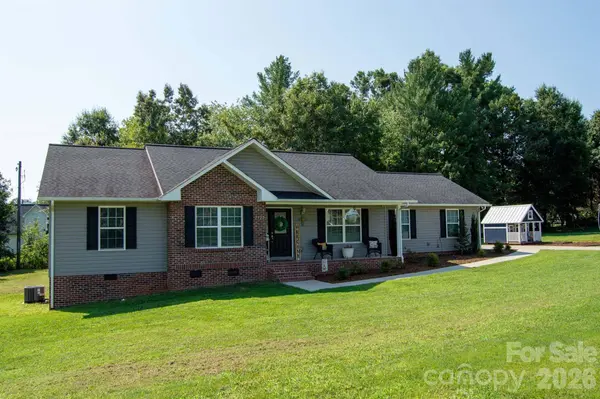 2422 23rd Street DR NE, Hickory, NC 28601