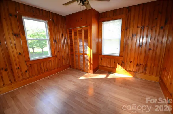 813 Powell AVE SW, Valdese, NC 28690