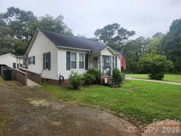 1327 21st Street ST NE #5-6/A, Hickory, NC 28601