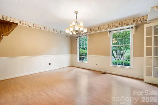 3110 Ninth Tee DR, Newton, NC 28658