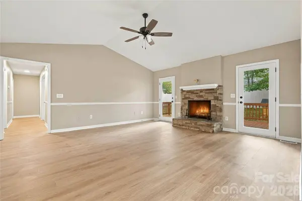 7861 Sarah DR, Denver, NC 28037