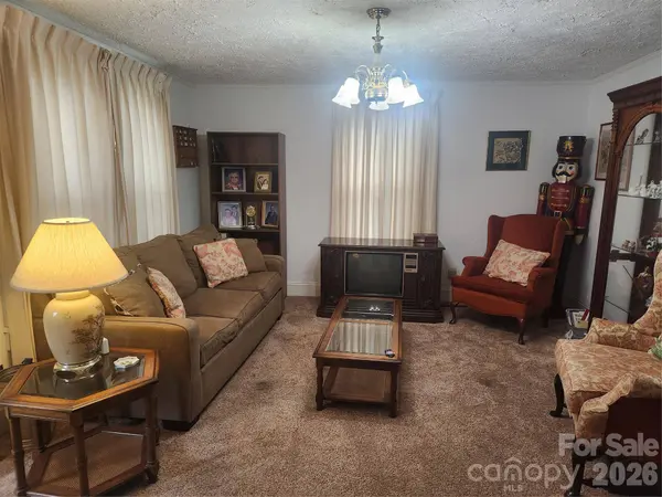 1327 21st Street ST NE #5-6/A, Hickory, NC 28601