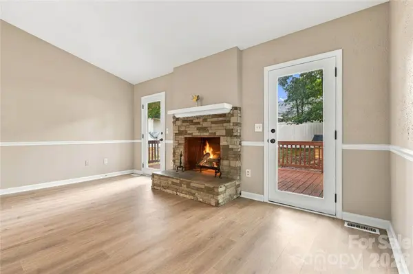 7861 Sarah DR, Denver, NC 28037