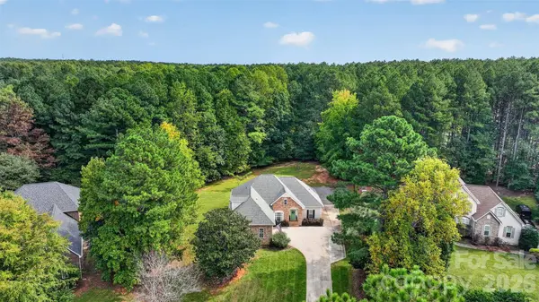 122 Maple View DR, Troutman, NC 28166