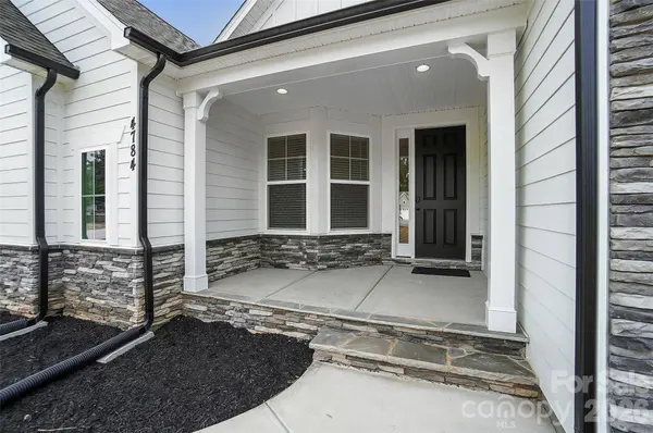 162 Clark Cove RD, Statesville, NC 28677