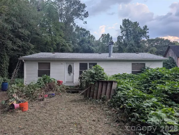 5732 Daybrook CT, Stanley, NC 28164