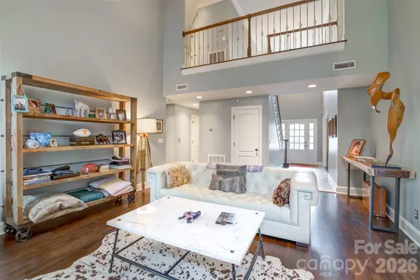149 42nd Avenue DR NW, Hickory, NC 28601