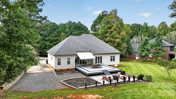 122 Maple View DR, Troutman, NC 28166