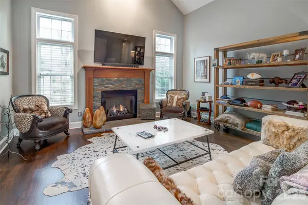 149 42nd Avenue DR NW, Hickory, NC 28601