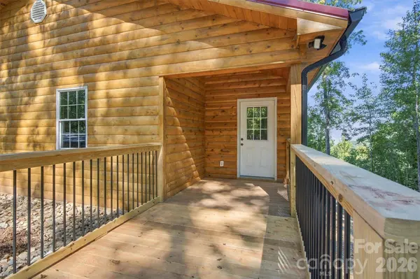 3530 Dogwood LN, Morganton, NC 28655