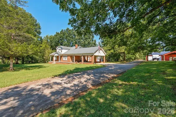 3336 Startown RD, Newton, NC 28658