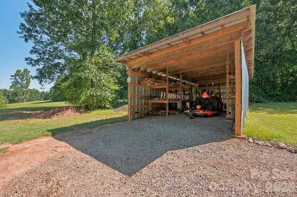 3336 Startown RD, Newton, NC 28658